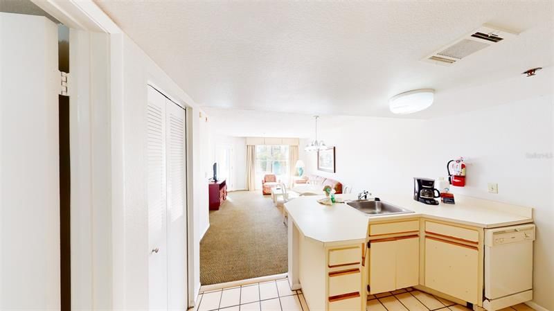 Recently Sold: $86,500 (1 beds, 1 baths, 550 Square Feet)