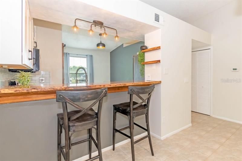 Recently Sold: $349,000 (2 beds, 2 baths, 1056 Square Feet)