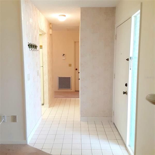 Recently Rented: $1,150 (2 beds, 2 baths, 1098 Square Feet)