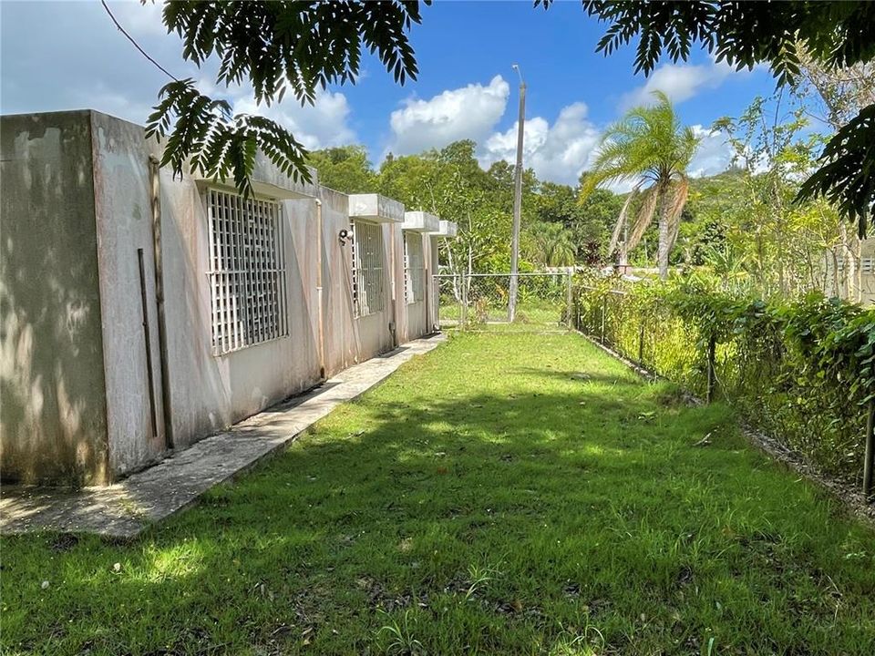 Vendido Recientemente: $130,000 (3 camas, 2 baños, 1100 Pies cuadrados)