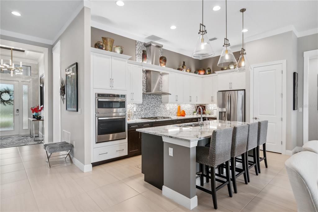 Recently Sold: $1,025,000 (3 beds, 3 baths, 2398 Square Feet)