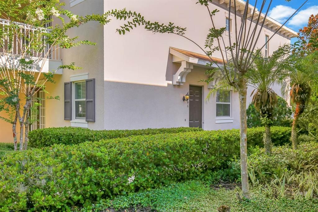 Recently Rented: $2,300 (3 beds, 2 baths, 1702 Square Feet)