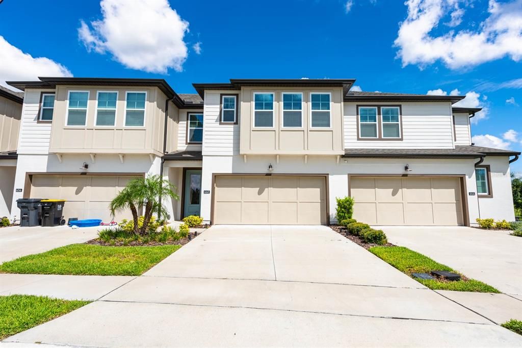Fantastic opportunity to own this NEWLY BUILT TOWNHOUSE (2020) that shows like a MODEL HOME!