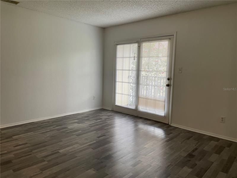 Recently Rented: $1,200 (1 beds, 1 baths, 662 Square Feet)