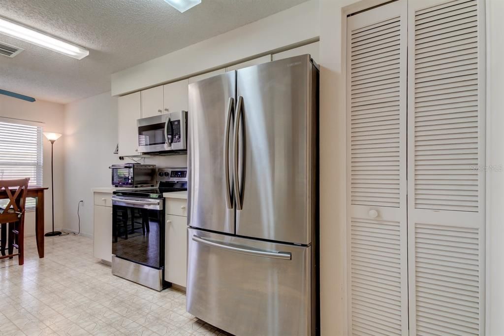 Newer Stainless Appliances