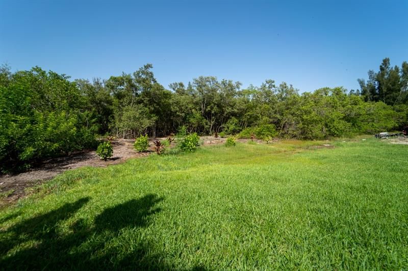 Recently Sold: $499,900 (0.37 acres)