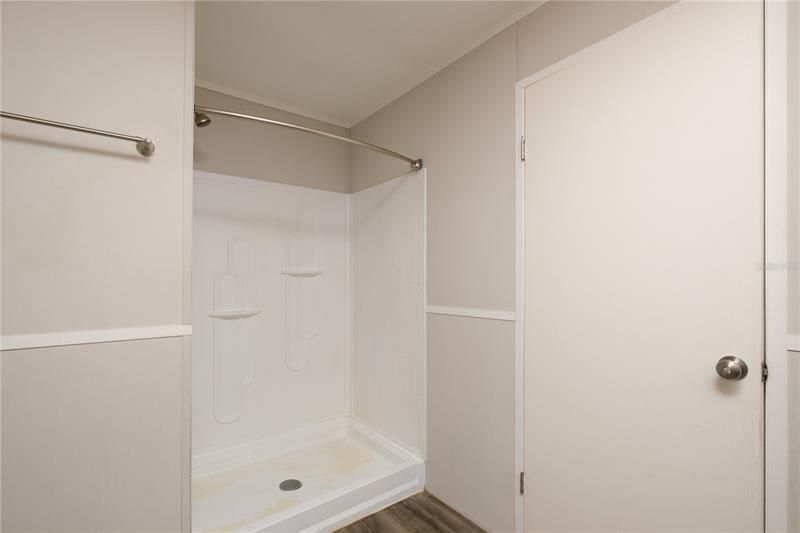 最近售出: $199,707 (3 贝兹, 2 浴室, 1404 平方英尺)