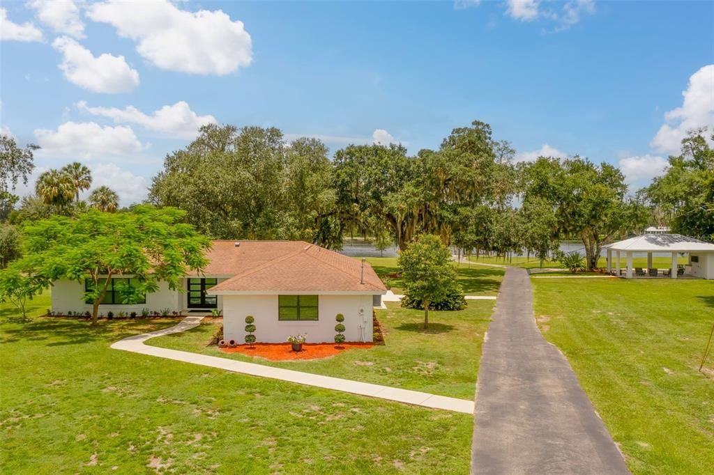 Recently Sold: $1,350,000 (4 beds, 2 baths, 2347 Square Feet)
