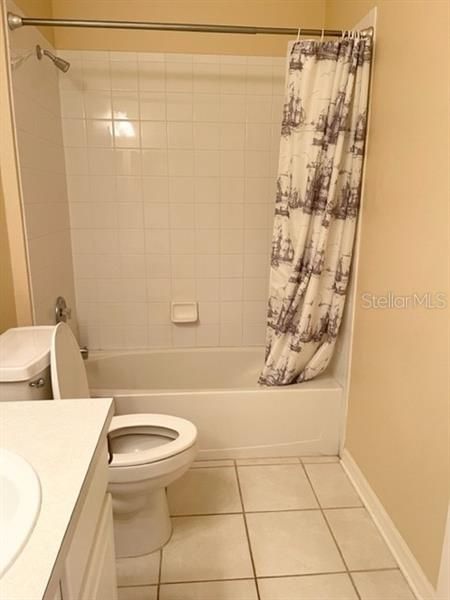 最近租的: $2,700 (3 贝兹, 2 浴室, 1566 平方英尺)