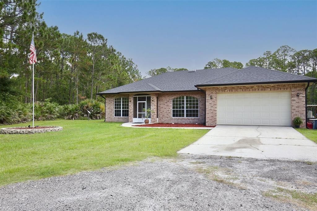 Vendido Recientemente: $574,990 (3 camas, 2 baños, 1888 Pies cuadrados)