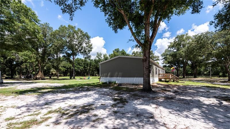 Recently Sold: $365,000 (4 beds, 2 baths, 2310 Square Feet)