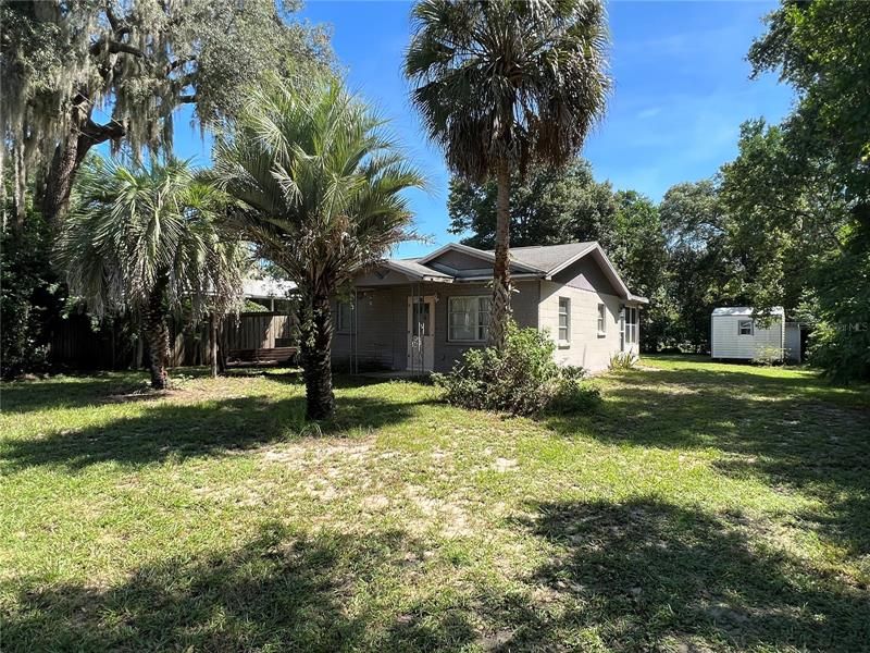 Recently Sold: $90,000 (2 beds, 1 baths, 725 Square Feet)