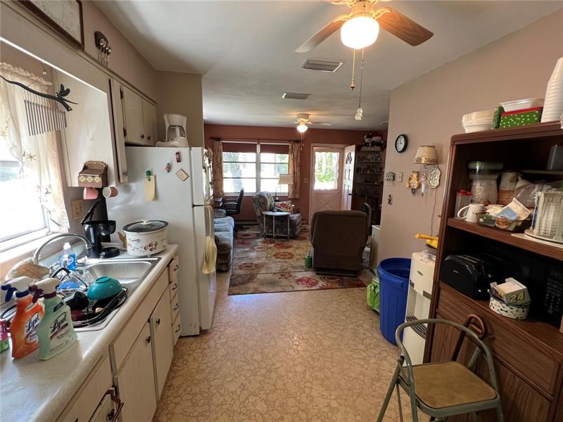 Recently Sold: $90,000 (2 beds, 1 baths, 725 Square Feet)