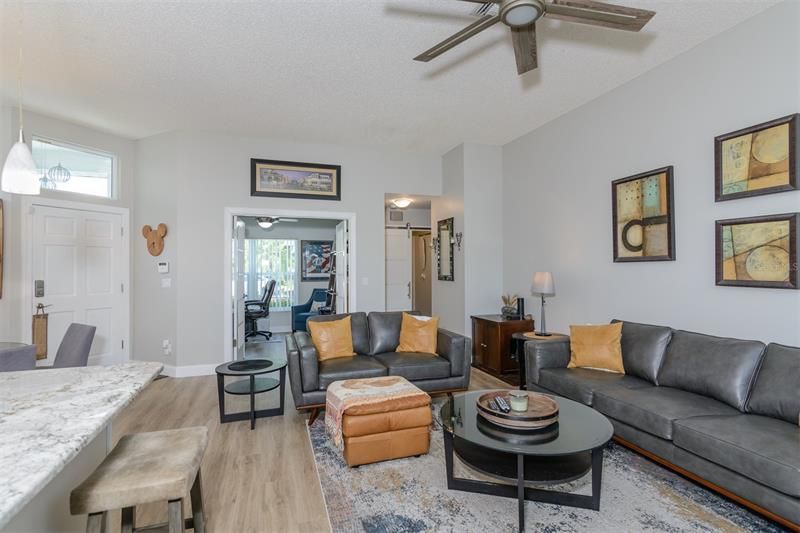Recently Sold: $350,000 (3 beds, 2 baths, 1234 Square Feet)