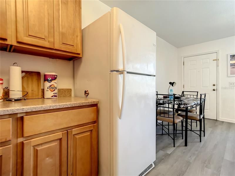 Recently Sold: $75,000 (1 beds, 1 baths, 608 Square Feet)