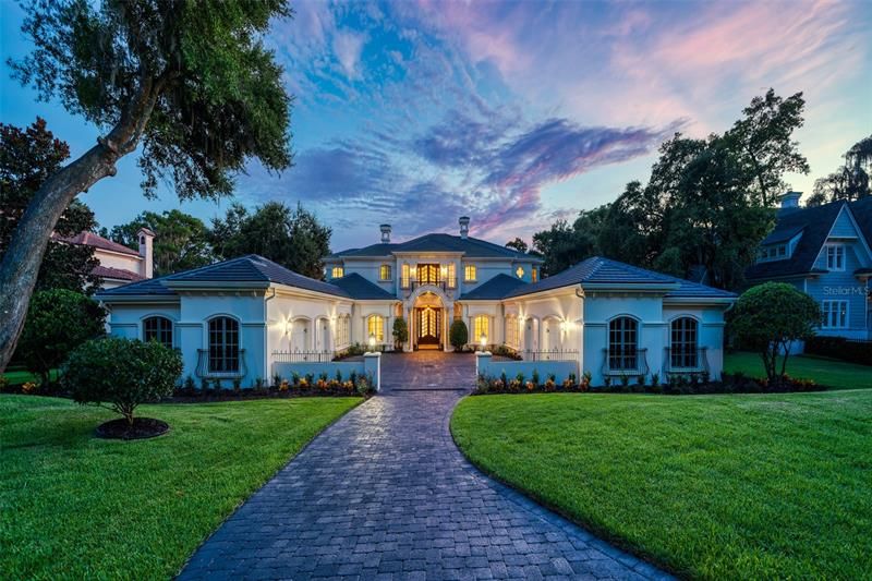 Recently Sold: $4,950,000 (5 beds, 5 baths, 7568 Square Feet)