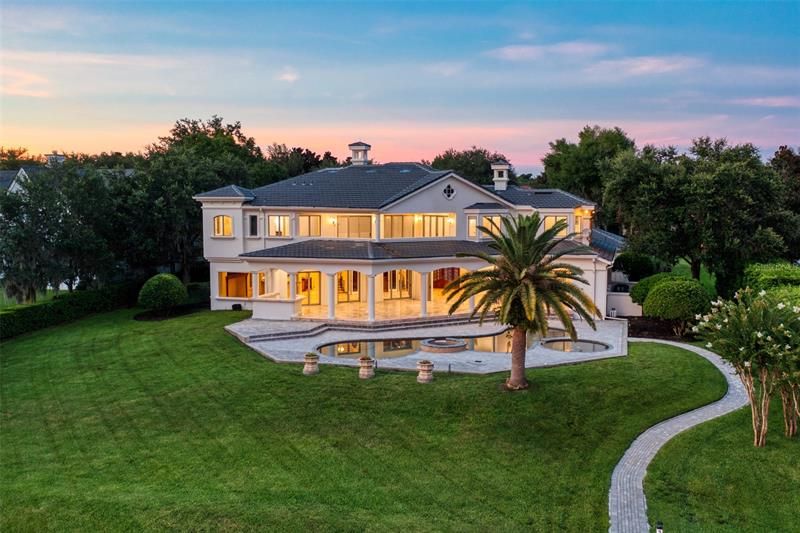 Recently Sold: $4,950,000 (5 beds, 5 baths, 7568 Square Feet)