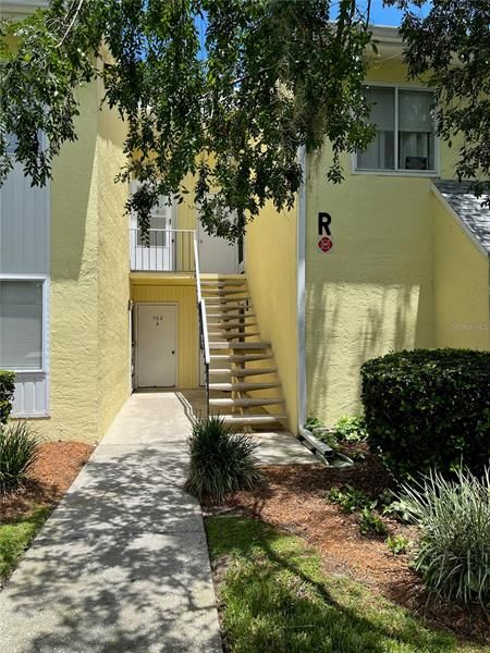 Recently Sold: $86,000 (2 beds, 2 baths, 1072 Square Feet)