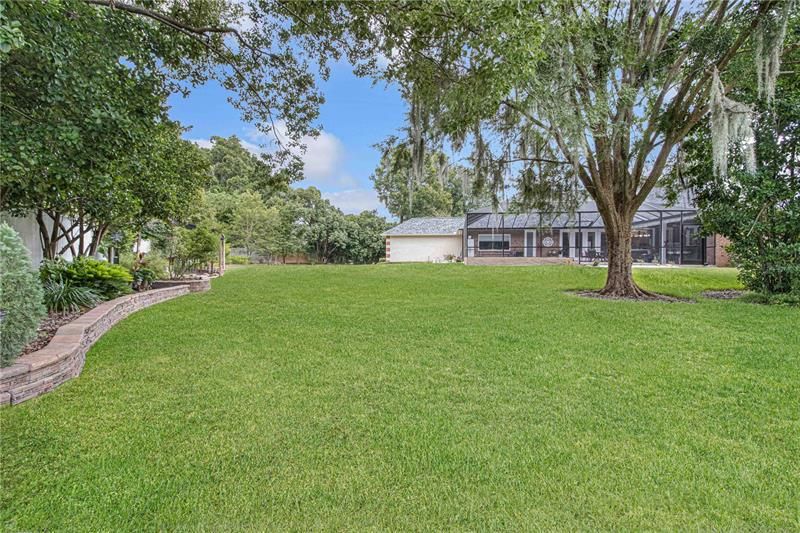 Recently Sold: $985,000 (4 beds, 3 baths, 3950 Square Feet)