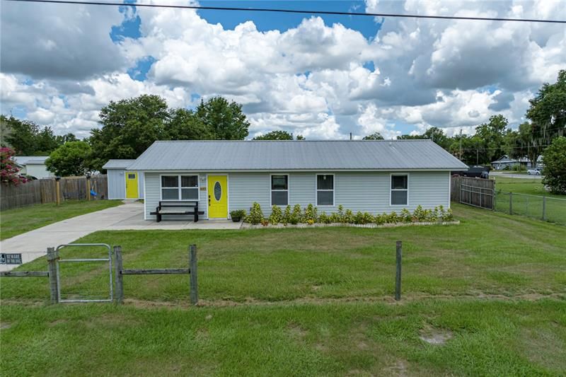 Recently Sold: $285,000 (4 beds, 2 baths, 1248 Square Feet)