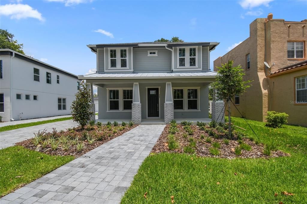 Recently Sold: $819,990 (5 beds, 3 baths, 2327 Square Feet)