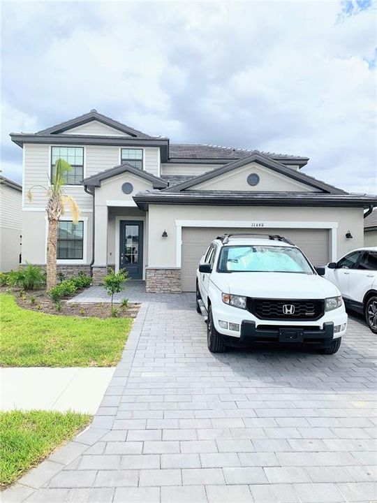 Recently Sold: $595,900 (4 beds, 3 baths, 2606 Square Feet)