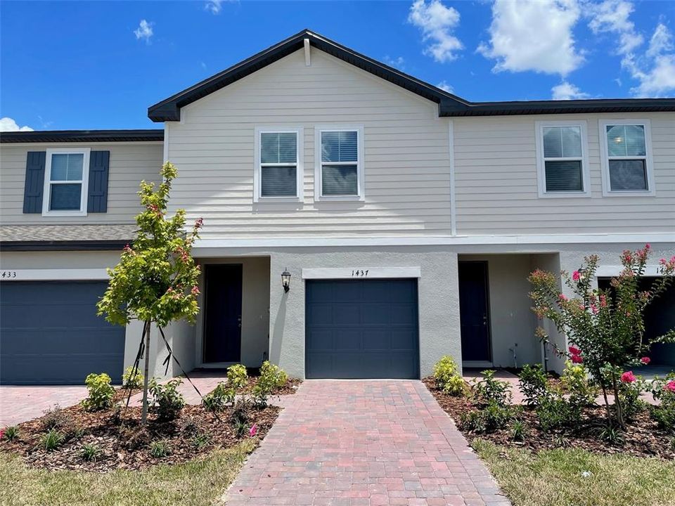 Recently Sold: $337,680 (3 beds, 2 baths, 1481 Square Feet)