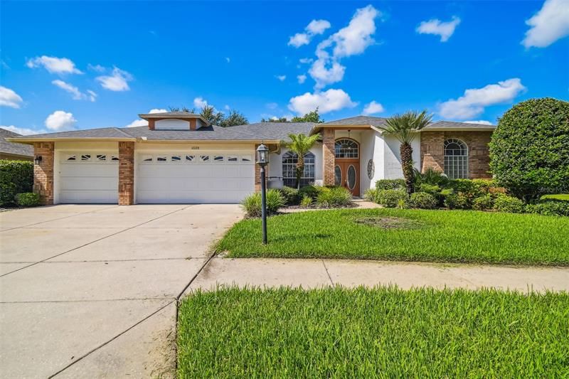 Recently Sold: $448,500 (3 beds, 2 baths, 2394 Square Feet)