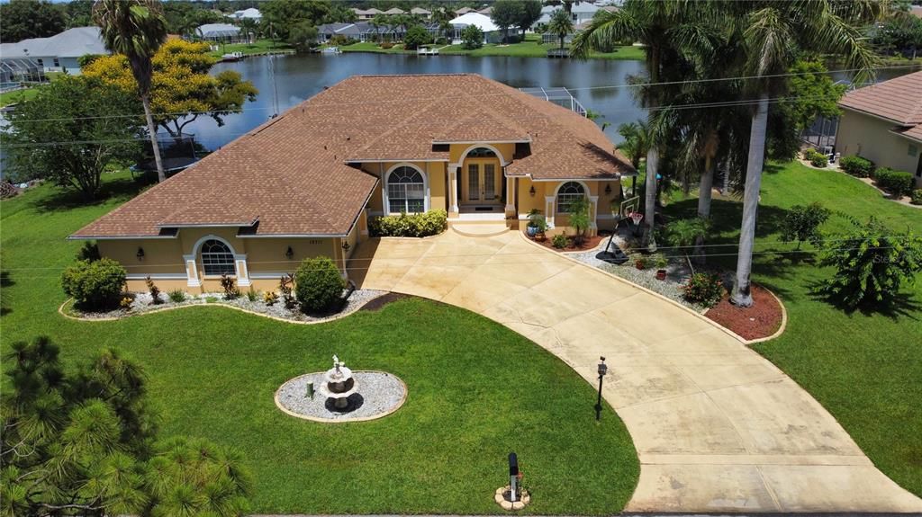 Vendido Recientemente: $769,000 (4 camas, 2 baños, 3516 Pies cuadrados)