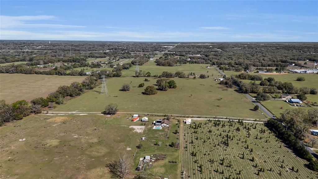 待售: $950,000 (39.50 acres)