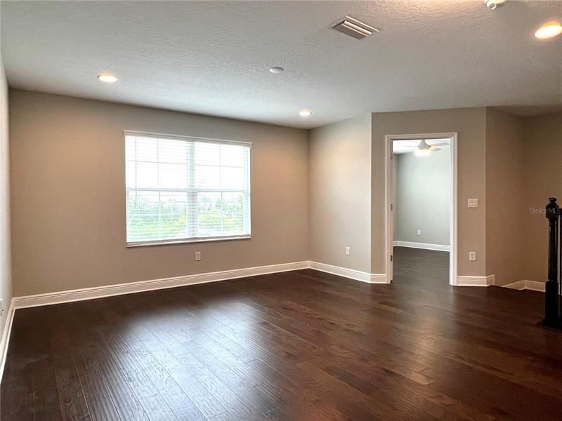 Recently Rented: $3,850 (4 beds, 4 baths, 2848 Square Feet)