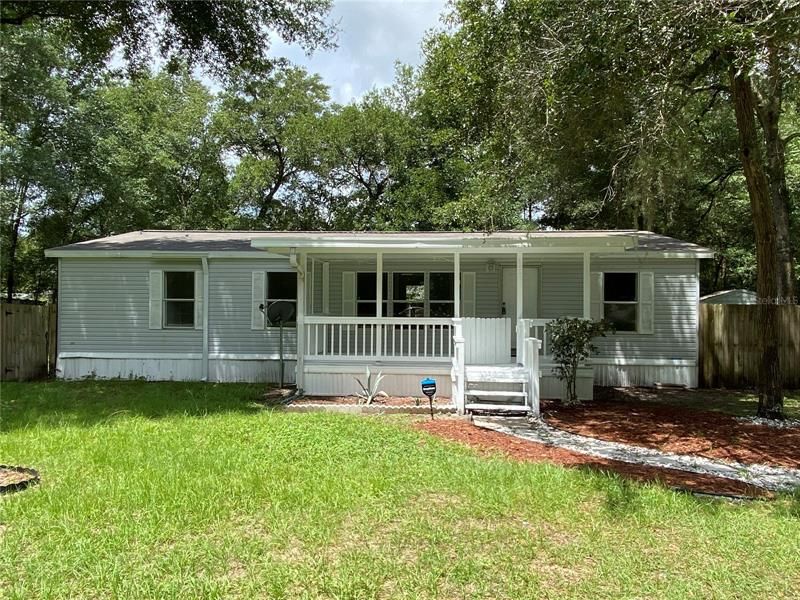 Recently Sold: $132,000 (3 beds, 2 baths, 1296 Square Feet)