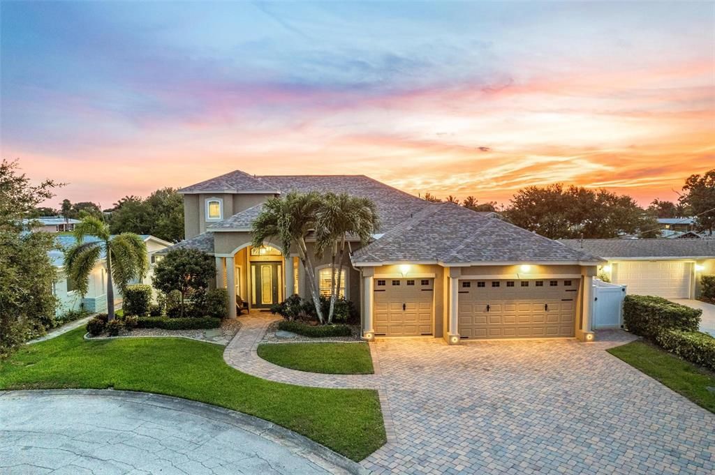 Recently Sold: $1,695,000 (4 beds, 3 baths, 3025 Square Feet)