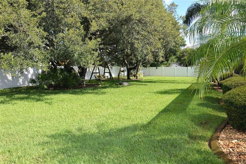 Recently Sold: $575,000 (4 beds, 2 baths, 3005 Square Feet)