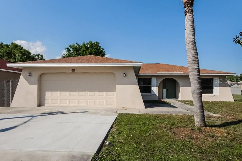 Recientemente alquilado: $1,950 (3 camas, 2 baños, 1372 Pies cuadrados)