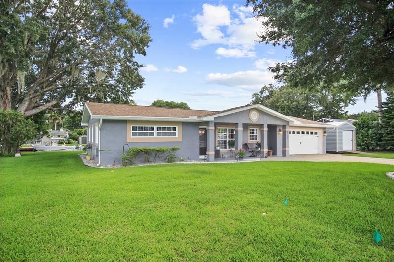 Recently Sold: $665,000 (3 beds, 2 baths, 1499 Square Feet)