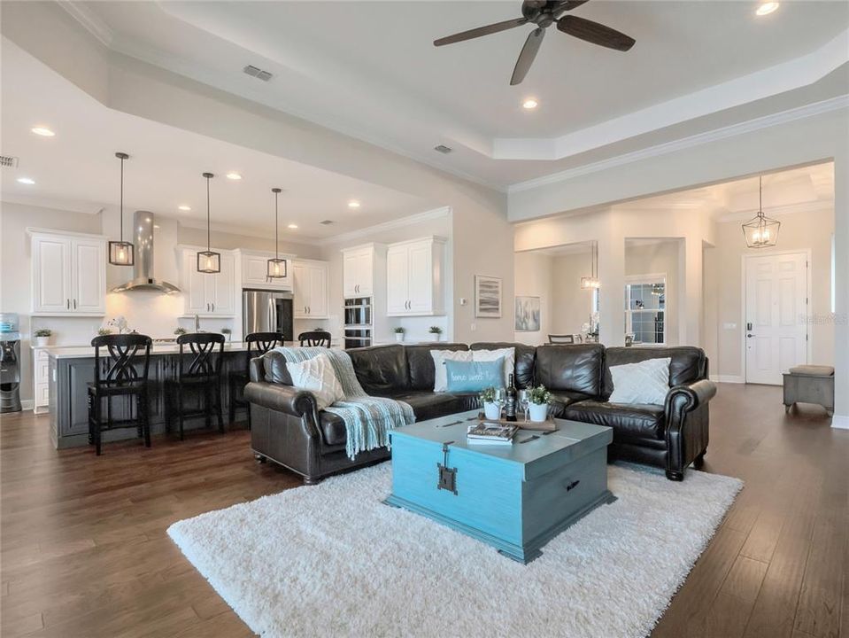 Recently Sold: $1,695,000 (5 beds, 5 baths, 4056 Square Feet)