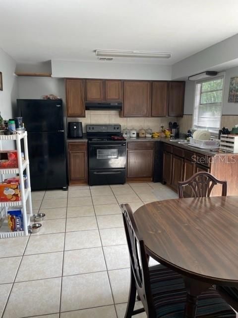 Recently Rented: $1,375 (3 beds, 1 baths, 1230 Square Feet)