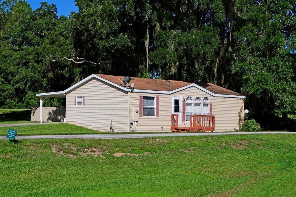 Front view of home