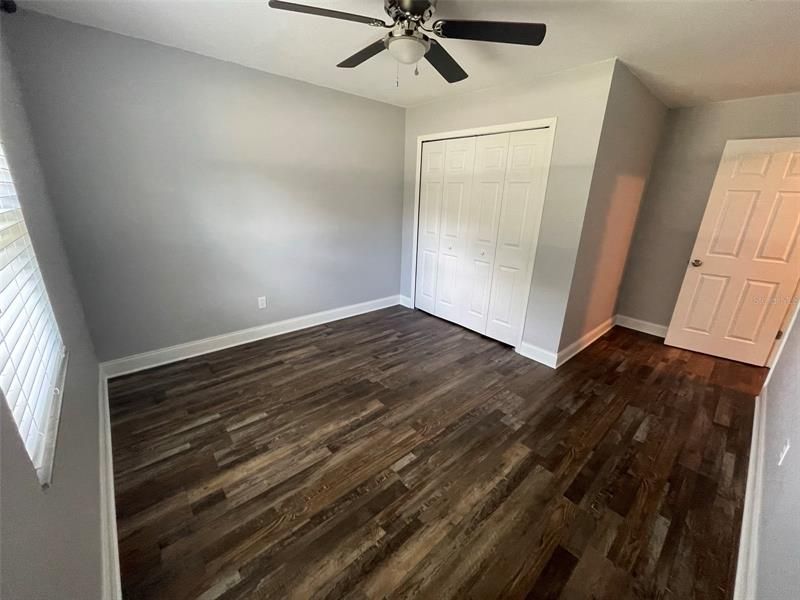 Recently Rented: $1,900 (3 beds, 2 baths, 1359 Square Feet)