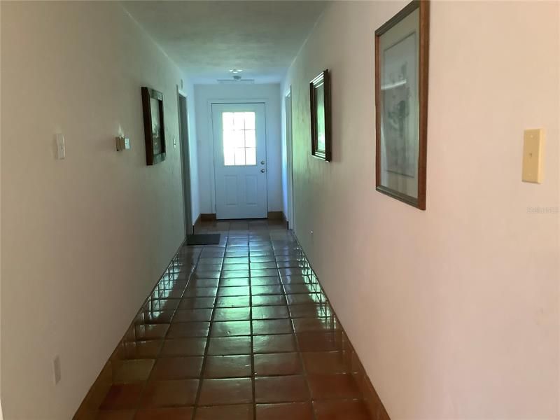 Vendido Recientemente: $669,000 (2 camas, 2 baños, 1920 Pies cuadrados)