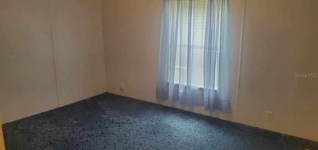 Activo con contrato: $325,000 (3 camas, 2 baños, 1620 Pies cuadrados)