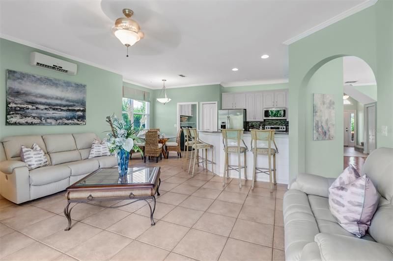Recently Sold: $645,500 (4 beds, 2 baths, 2585 Square Feet)