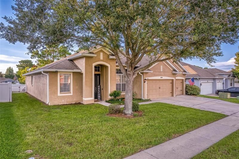 Recently Sold: $484,900 (4 beds, 3 baths, 3040 Square Feet)