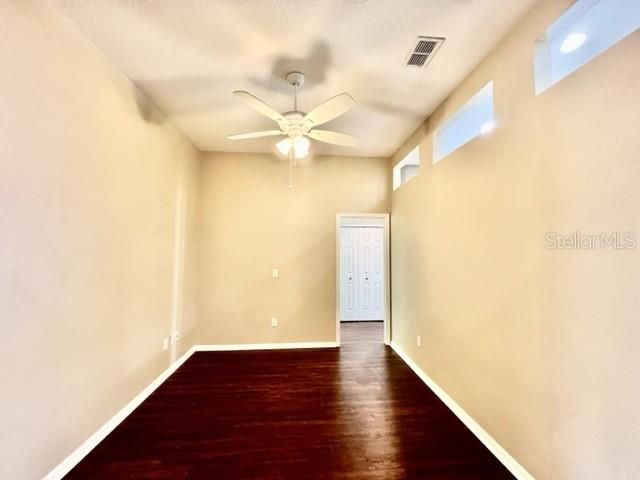 Recently Rented: $2,500 (3 beds, 2 baths, 1758 Square Feet)