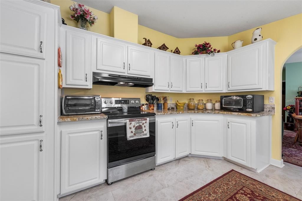 Recently Sold: $278,000 (3 beds, 3 baths, 1809 Square Feet)