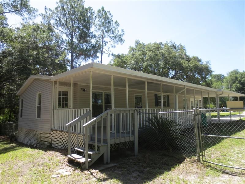 Recently Sold: $119,900 (2 beds, 2 baths, 1136 Square Feet)