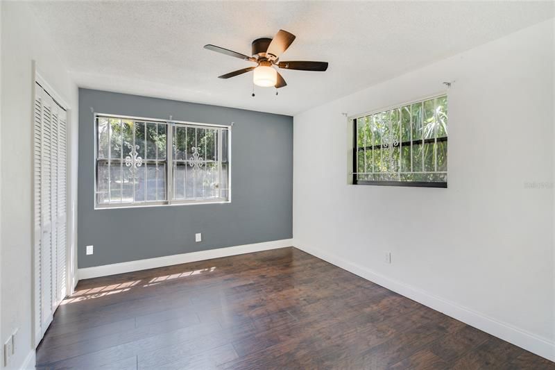 Recently Sold: $245,000 (3 beds, 1 baths, 1616 Square Feet)