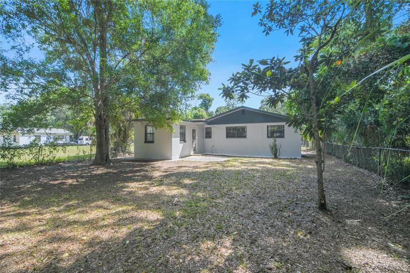Recently Sold: $245,000 (3 beds, 1 baths, 1616 Square Feet)