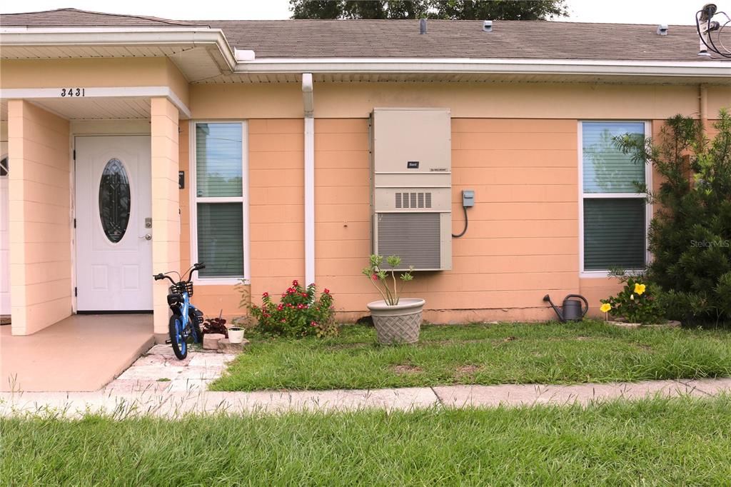 Vendido Recientemente: $100,000 (1 camas, 1 baños, 648 Pies cuadrados)